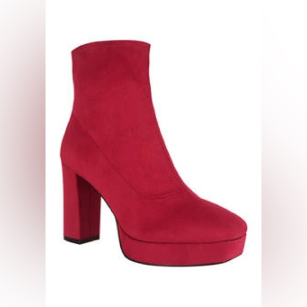 Impo
Octavia II Stretch Platform Ankle Boot with Memory Foam - Picture 1 of 4